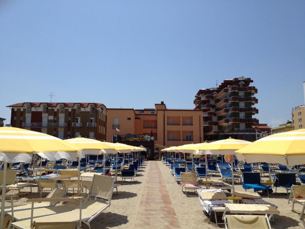 Hotel Riposo Gatteo a Mare Exteriör bild